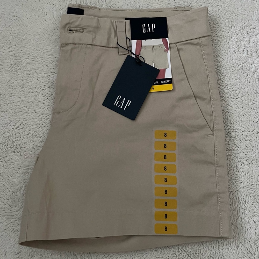 GAP Girlfriend Twill Short Size 8 NWT Brand New - Picture 2 of 10